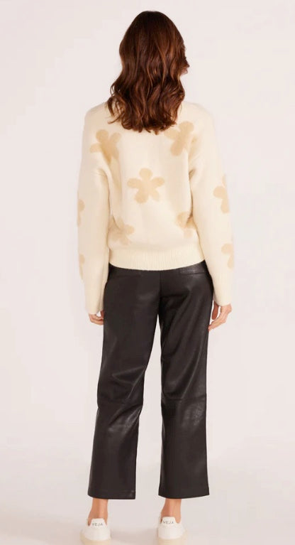 Daisy Fluffy knit sweater