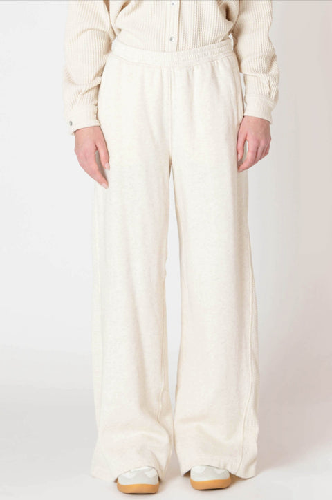 wide leg jogger