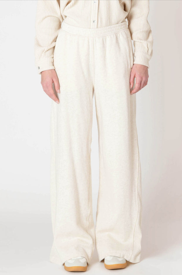 wide leg jogger