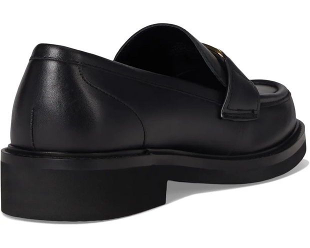 Shuttle loafer