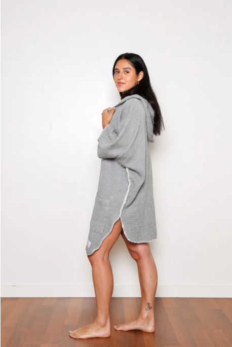 Cocoon surf poncho