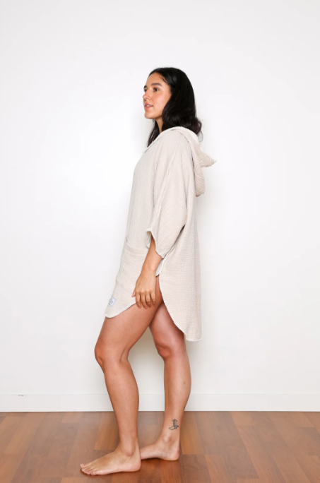 Cocoon surf poncho