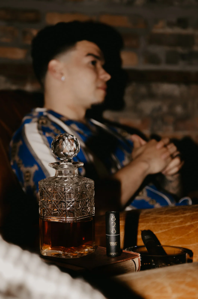 Midnight legend solid cologne
