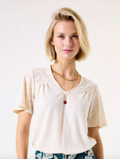 Short sleeve t-shirt