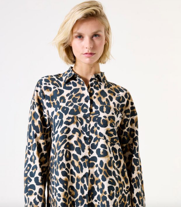 Long sleeve blouse