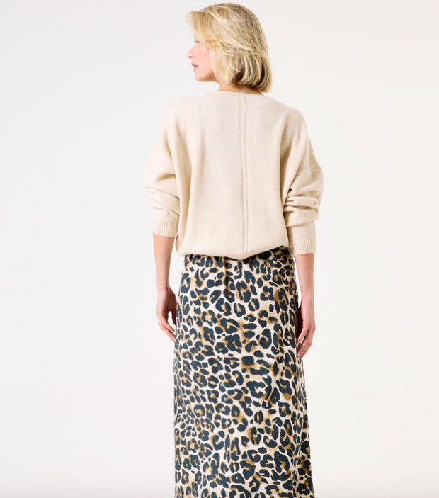 Pullover sweater