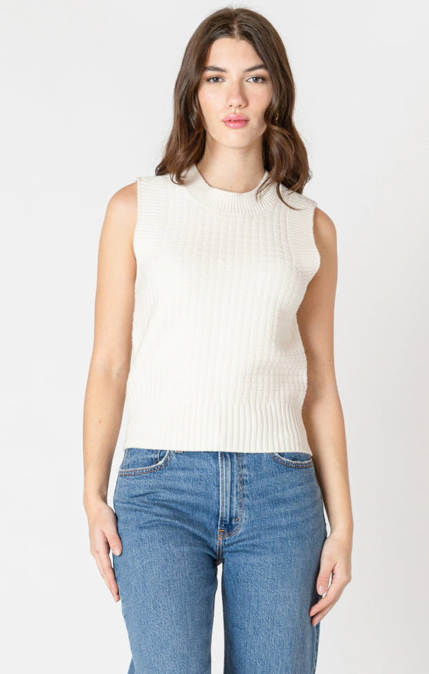 Textures stitch sweater tank
