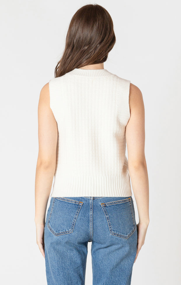 Textures stitch sweater tank