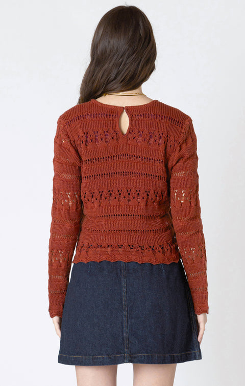 scallop hem crochet top