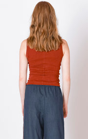 Ribbed tank