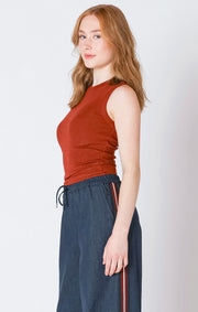 Ribbed tank